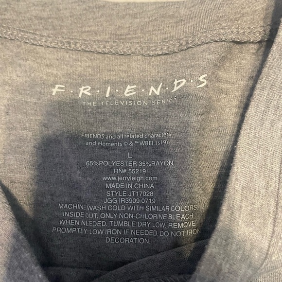 Central Perk Grey T-shirt size L - Picture 3 of 5